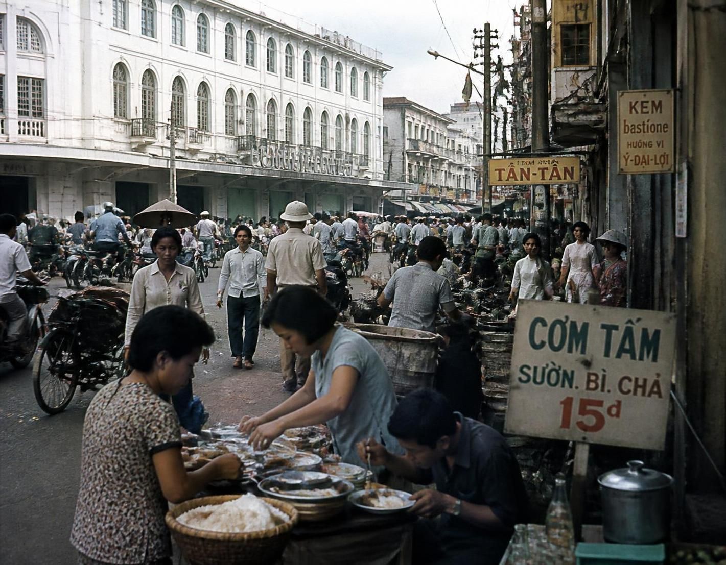 découvrez l'histoire fascinante de saïgon avant 1975, de ses charmantes ruelles coloniales aux années décisives qui ont transformé la ville à jamais.